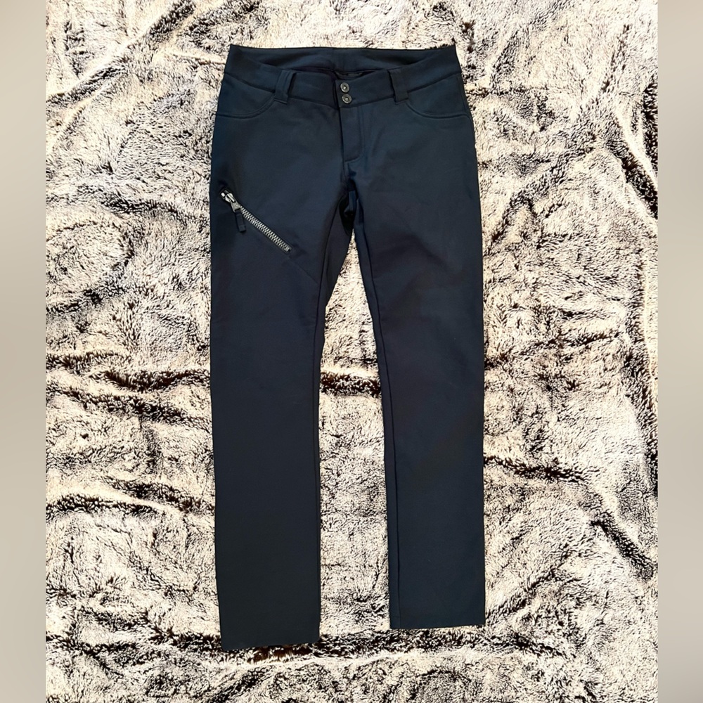 B by Burton underboot snowpants size M